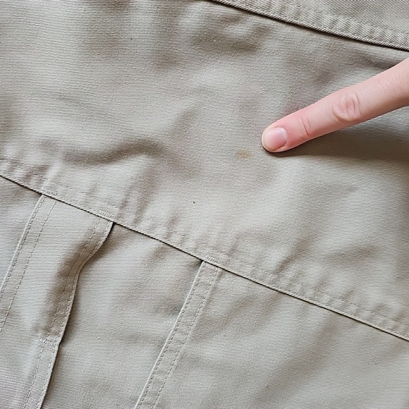 Vintage Tilley Endureables High Waisted Khaki Cargo Shorts, *Vintage Size 12 - Picture 15 of 15